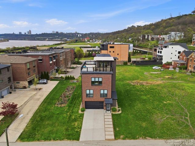253 St Peters Street, Cincinnati, OH 45226