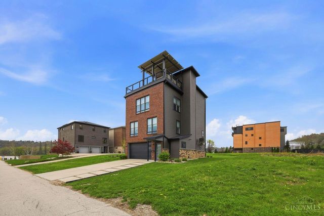 253 St Peters Street, Cincinnati, OH 45226