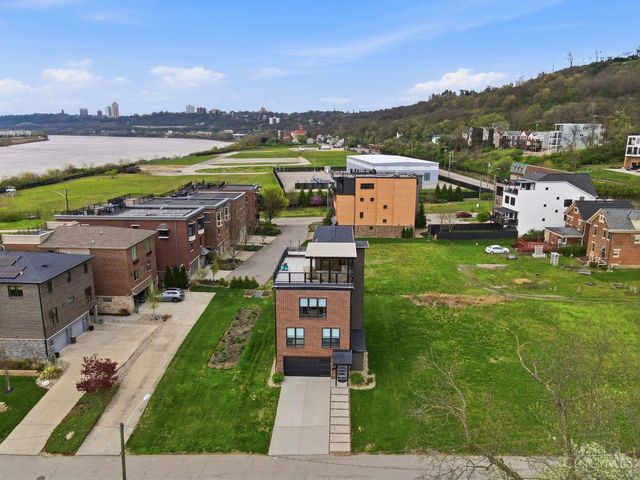 253 St Peters Street, Cincinnati, OH 45226