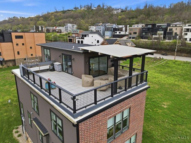 253 St Peters Street, Cincinnati, OH 45226