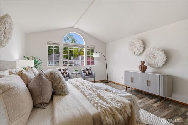 26057 SE 38th St, Sammamish, WA 98029