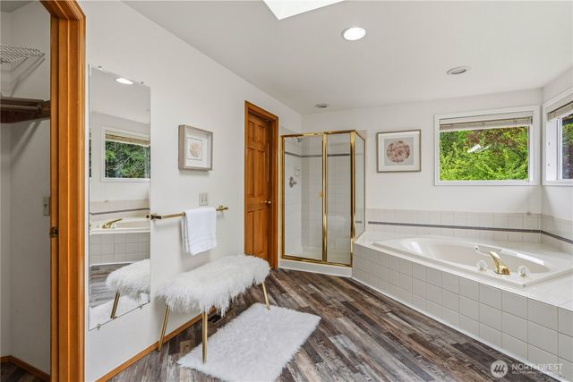 26057 SE 38th St, Sammamish, WA 98029