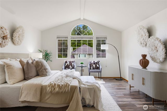 26057 SE 38th St, Sammamish, WA 98029
