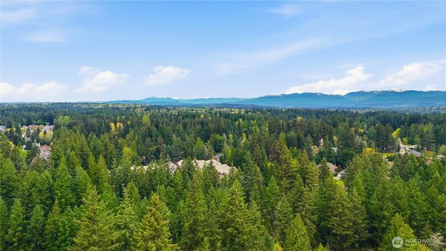 26057 SE 38th St, Sammamish, WA 98029