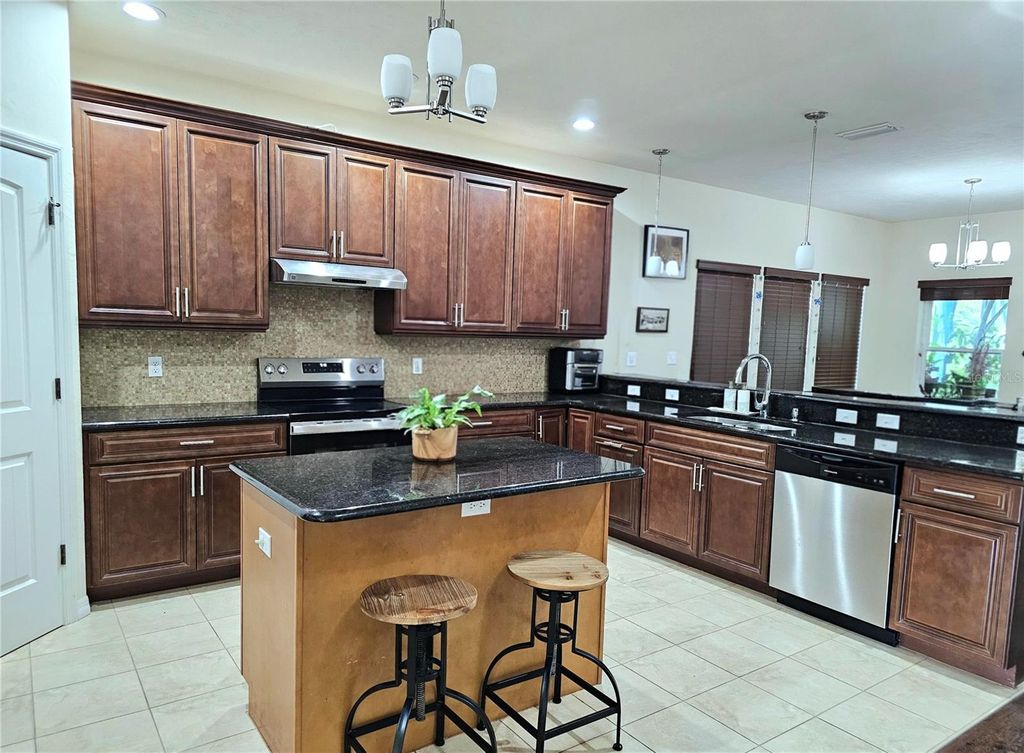 Image 12 of property listing at 7873 SW 80TH DRIVE, Gainesville, FL 32608