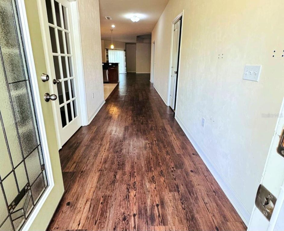 Image 5 of property listing at 7873 SW 80TH DRIVE, Gainesville, FL 32608