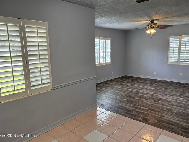 4323 SHIRLEY Avenue, Jacksonville, FL 32210