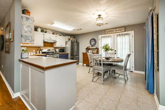 40 Spears Drive, Ward, AR 72176