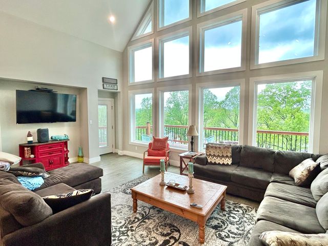 262 George Street, Somerset, KY 42503