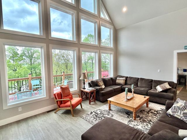 262 George Street, Somerset, KY 42503