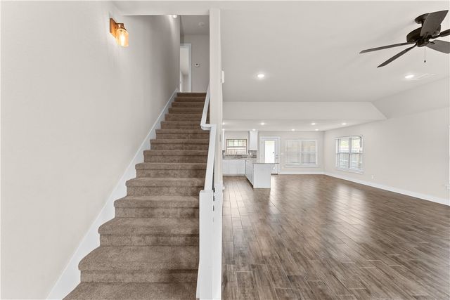 711 Taylor Street, Siloam Springs, AR 72761