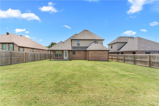 711 Taylor Street, Siloam Springs, AR 72761