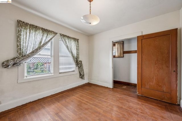 2534 Mathews Street, Berkeley, CA 94702