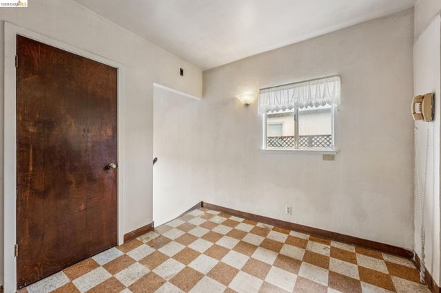 2534 Mathews Street, Berkeley, CA 94702
