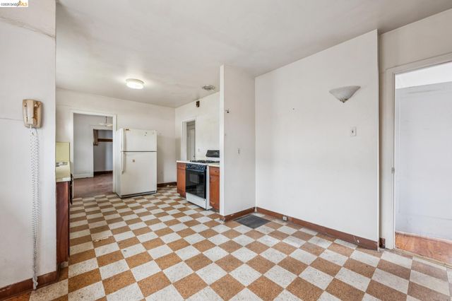 2534 Mathews Street, Berkeley, CA 94702