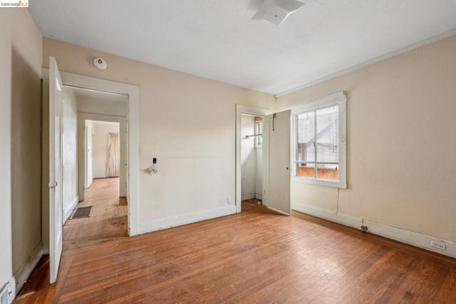 2534 Mathews Street, Berkeley, CA 94702