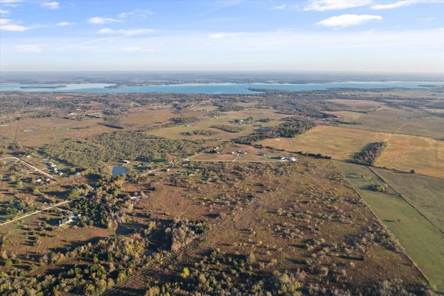 322 SE County Road 3071, Corsicana, TX 75109