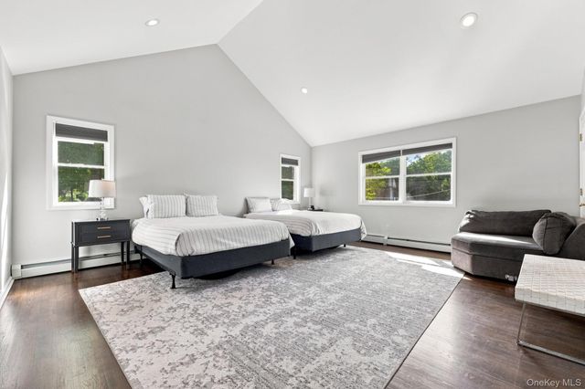 2 Belmar Court, Suffern, NY 10901