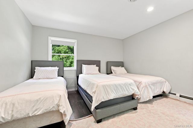 2 Belmar Court, Suffern, NY 10901