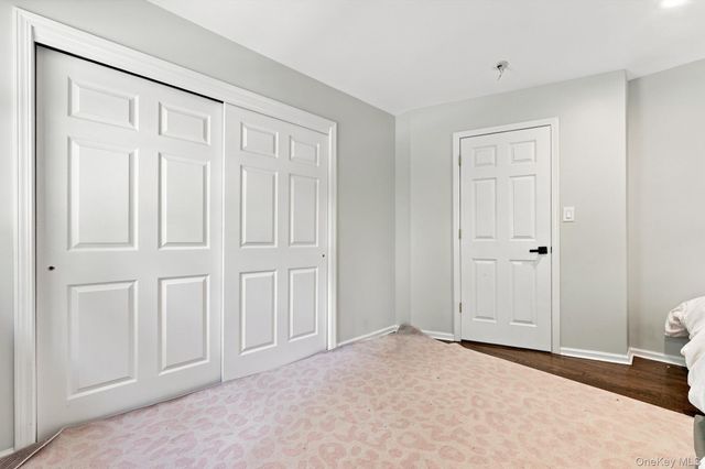 2 Belmar Court, Suffern, NY 10901