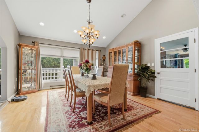 289 Oak Ridge Road, Hopewell Junction, NY 12533