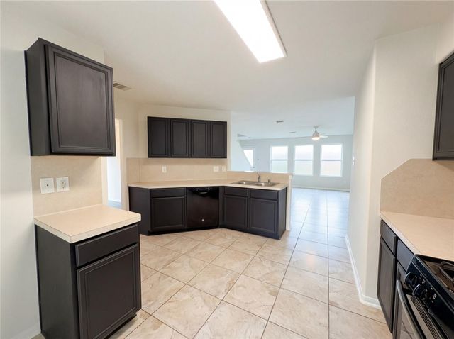 5055 Blue Spruce Hill Street, Humble, TX 77346