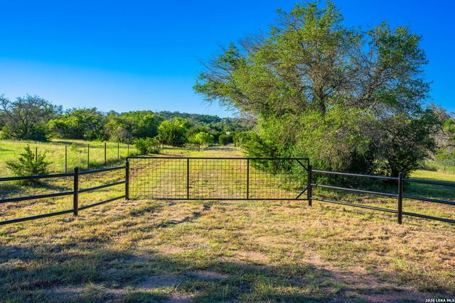 0A FM 2093, Fredericksburg, TX 78624