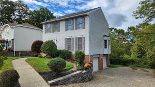 122 Venango Ct, Plum Boro, PA 15068