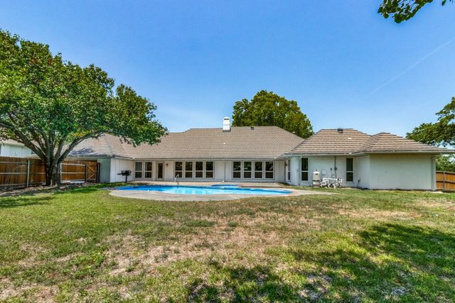 1734 Tobin Trail, Garland, TX 75043