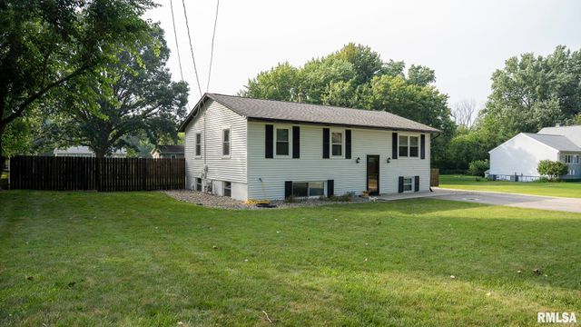 2037 N ASPEN Road, Peoria, IL 61604