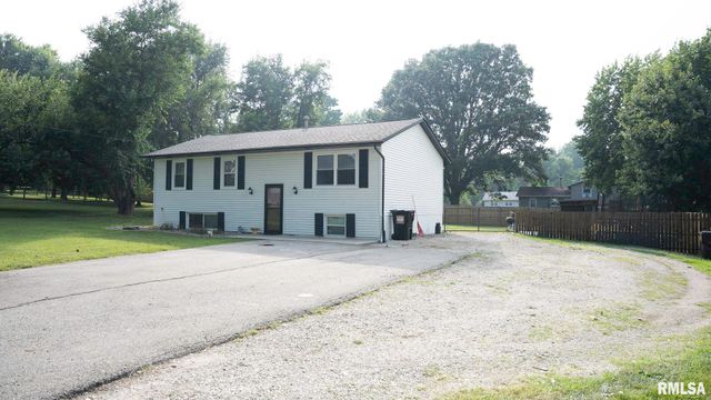 2037 N ASPEN Road, Peoria, IL 61604
