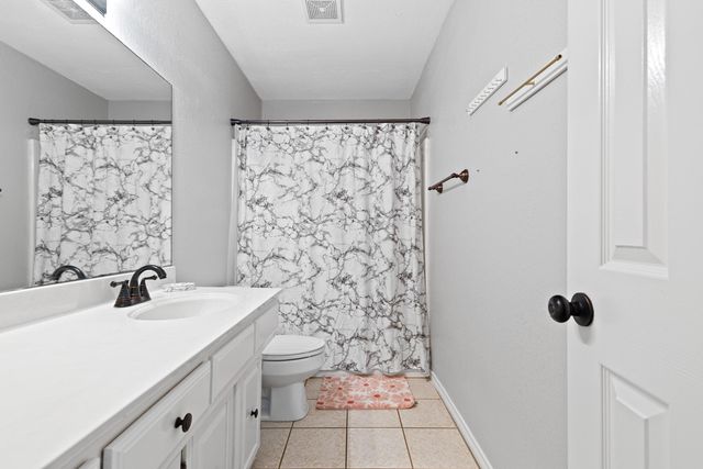 1139 Kensington, Longview, TX 75605