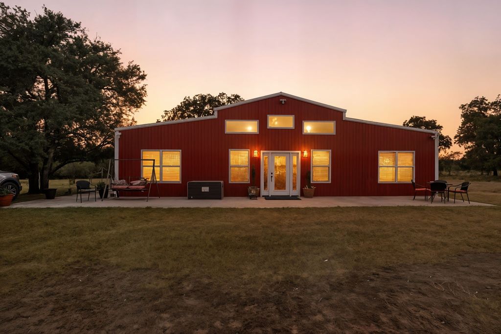 9515 Old Agnes Road, Springtown, TX 76082
