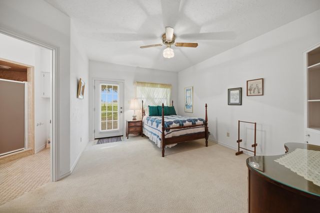 1552 Holub Road, Schulenburg, TX 78956