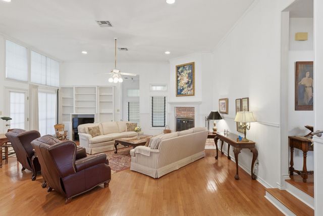 1552 Holub Road, Schulenburg, TX 78956