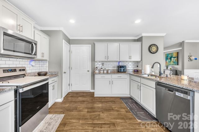2611 Idared Drive, Dallas, NC 28034