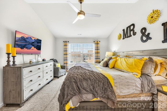 2611 Idared Drive, Dallas, NC 28034