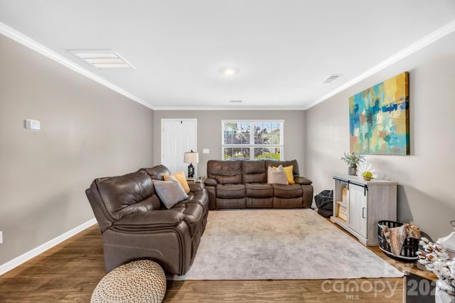 2611 Idared Drive, Dallas, NC 28034