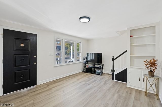 925 Sterling St, Plainfield City, NJ 07062