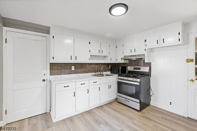 925 Sterling St, Plainfield City, NJ 07062