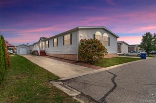 6252 Juliet Boulevard, Fenton, MI 48430