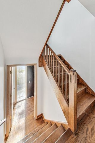 1108 Fortuna Avenue 2, Park Ridge, IL 60068