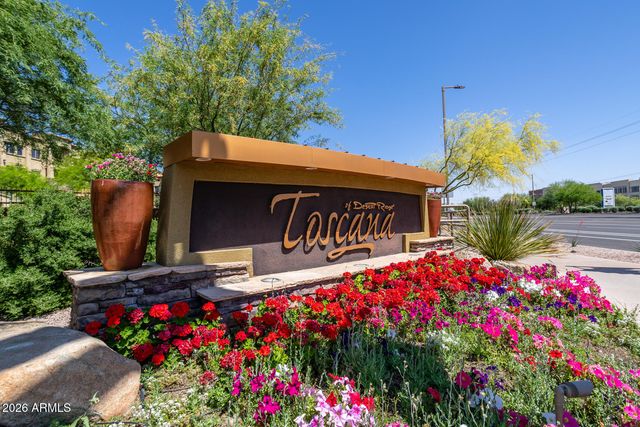 5450 E DEER VALLEY Drive 1020, Phoenix, AZ 85054