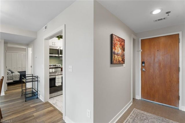 315 N Spruce Street 304, Winston-salem, NC 27101