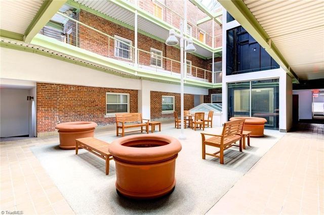 315 N Spruce Street 304, Winston-salem, NC 27101