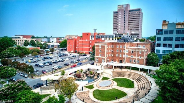 315 N Spruce Street 304, Winston-salem, NC 27101