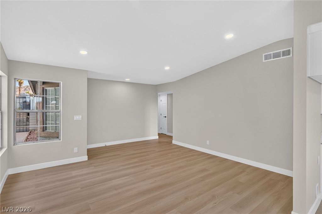 2381 Sabroso Street, Las Vegas, NV 89156 — photo 5