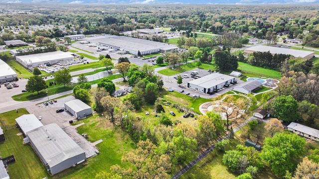 1071 Middleton Run Road, Elkhart, IN 46516