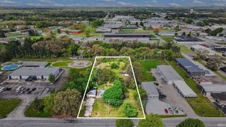 1071 Middleton Run Road, Elkhart, IN 46516