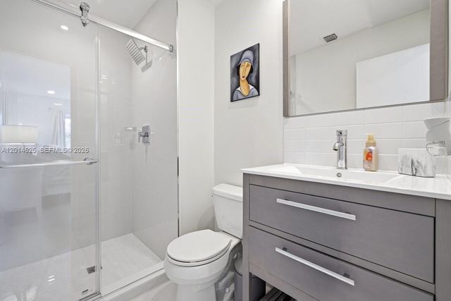 1501 S Ocean Blvd 307, Lauderdale By The Sea, FL 33062